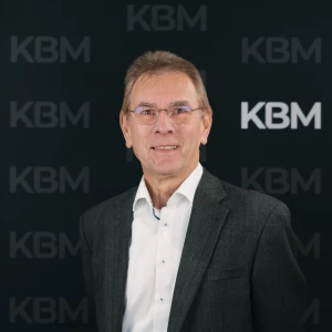 Ansprechpartnerbild Rainer Benner Bevollmächtigter der KBM-Serviceleitung & Service-Leiter UNIMOG